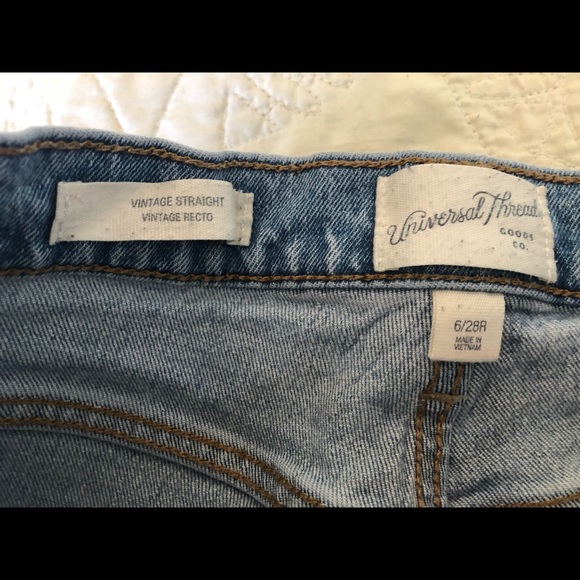 Universal Thread High-Waisted Boot Cut Jeans - Picture 3 of 3
